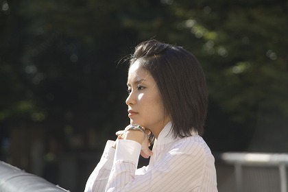 憂い 心細い 上京 たそがれ 都会での生活 m030901